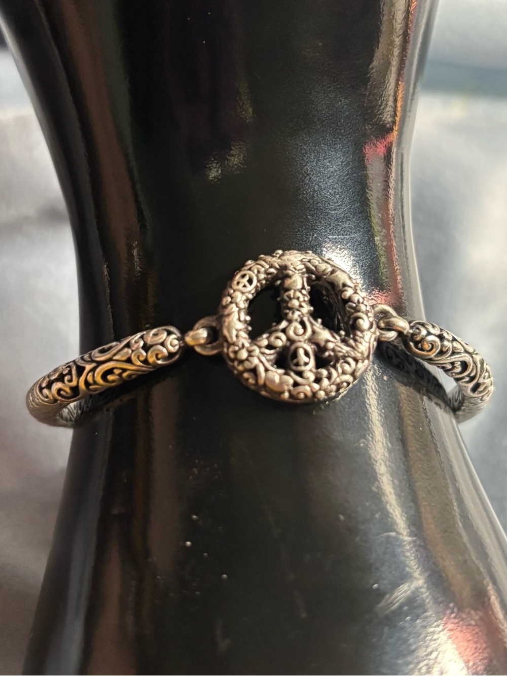 Sarda Sterling Silver Embellished Peace Sign Bracelet